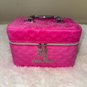 Juicy Couture Hot Pink Heart Travel Traincase